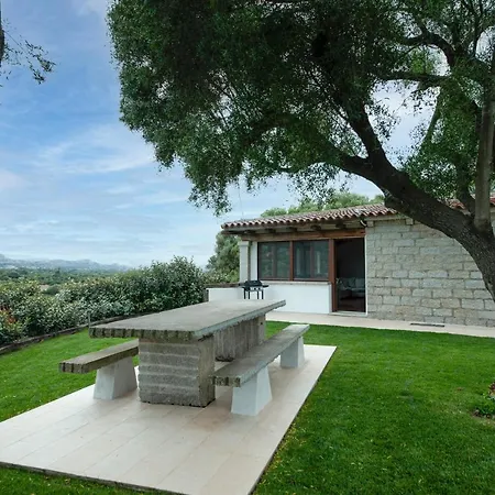 Con Piscina Nelle Colline Della Gallura וילה *