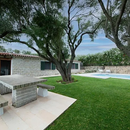 Vila Con Piscina Nelle Colline Della Gallura