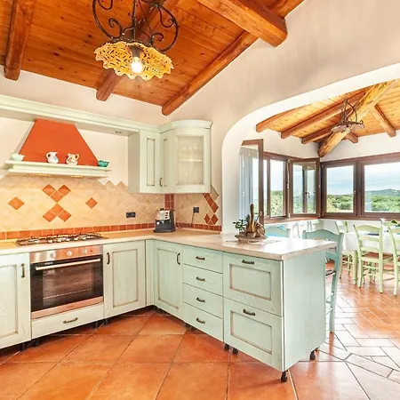 Villa Con Piscina Nelle Colline Della Gallura