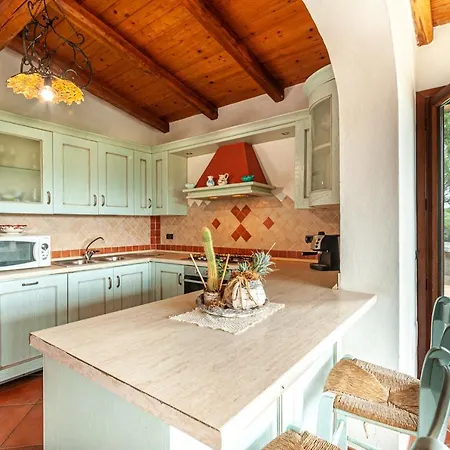 Villa Con Piscina Nelle Colline Della Gallura