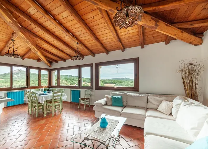Villa Con Piscina Nelle Colline Della Gallura *