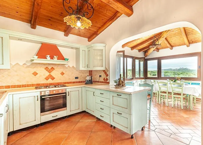 Villa Con Piscina Nelle Colline Della Gallura